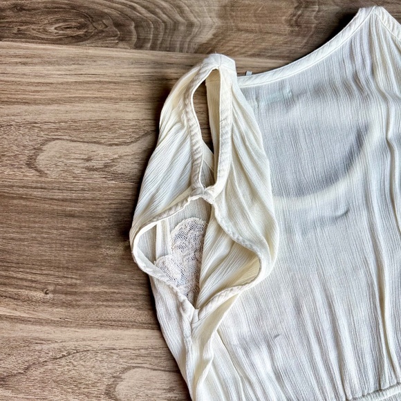 Kimchi Blue Cream Sleeveless Cold Shoulder Beaded Elatic Waist Dress Size M - Picture 11 of 16